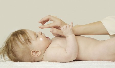 Бебе-нанасяне на крем